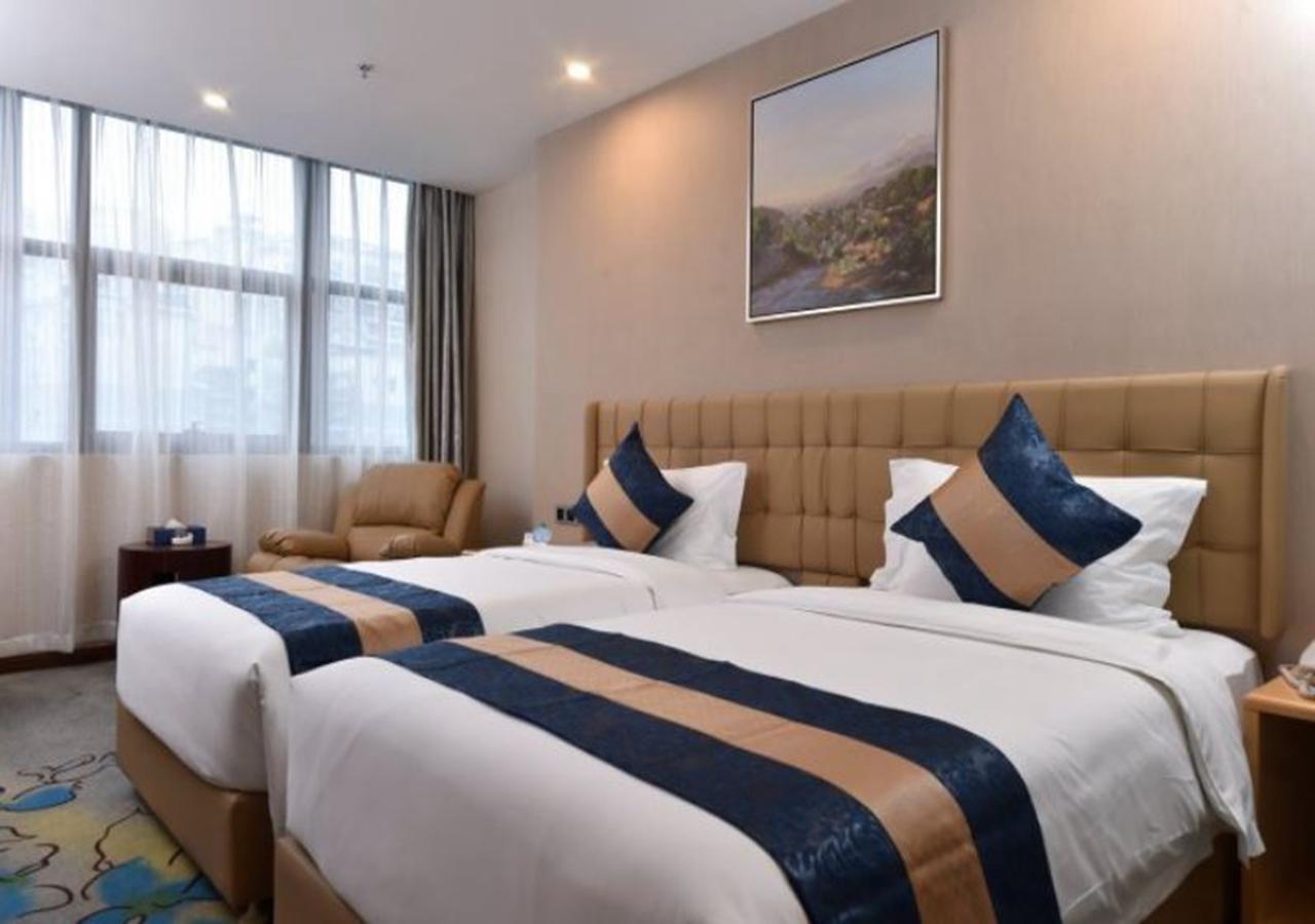 Days Inn Business Place Bagu Chongqing Exterior photo
