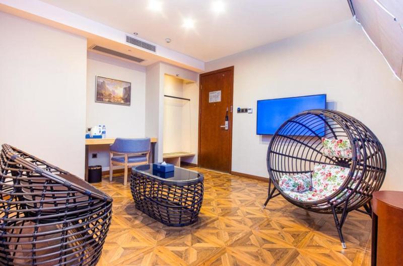 Days Inn Business Place Bagu Chongqing Exterior photo